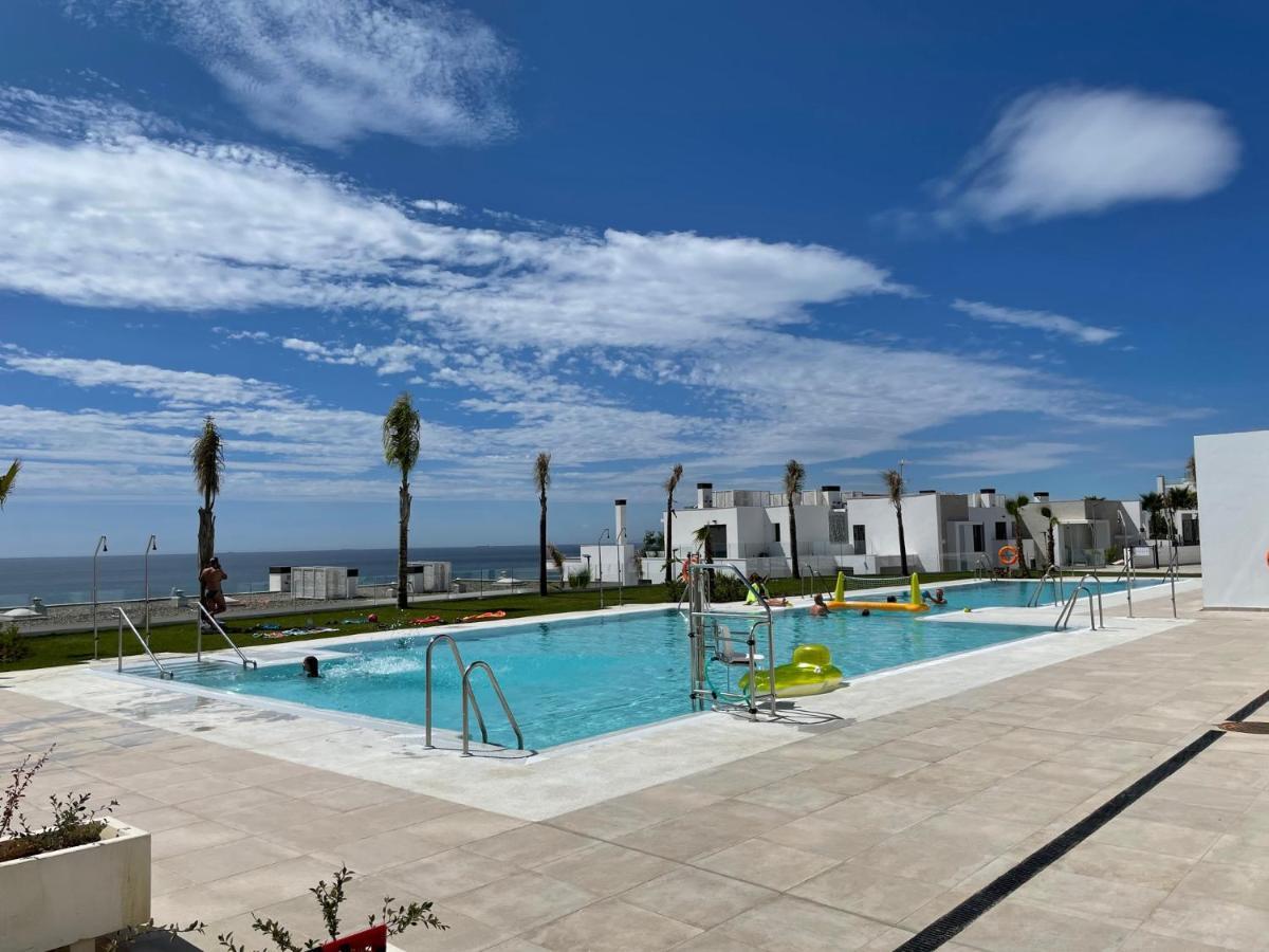 Modern Duplex In Alcaidesa Links II Apartman Kültér fotó